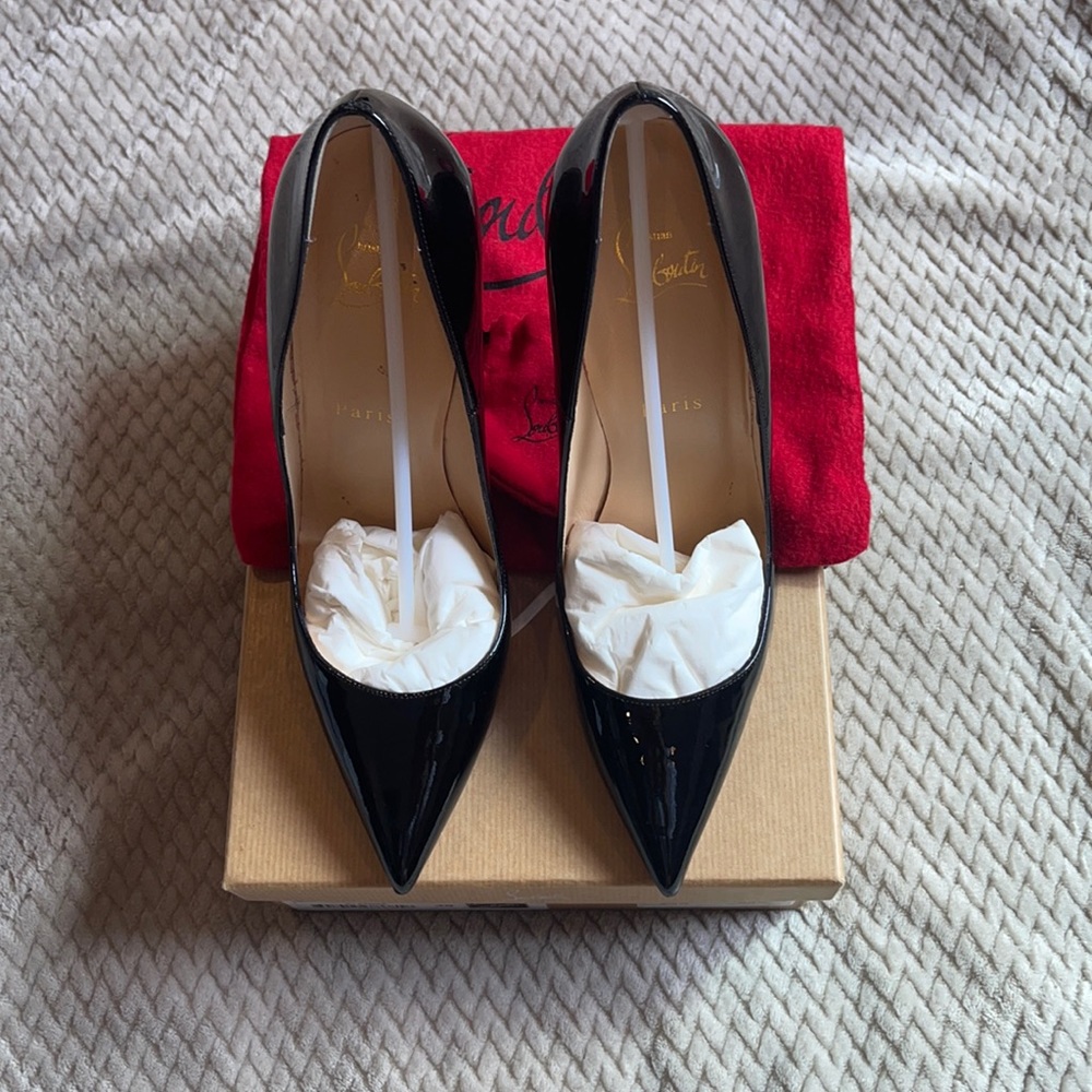Size 39 Christian Louboutin- So Kates